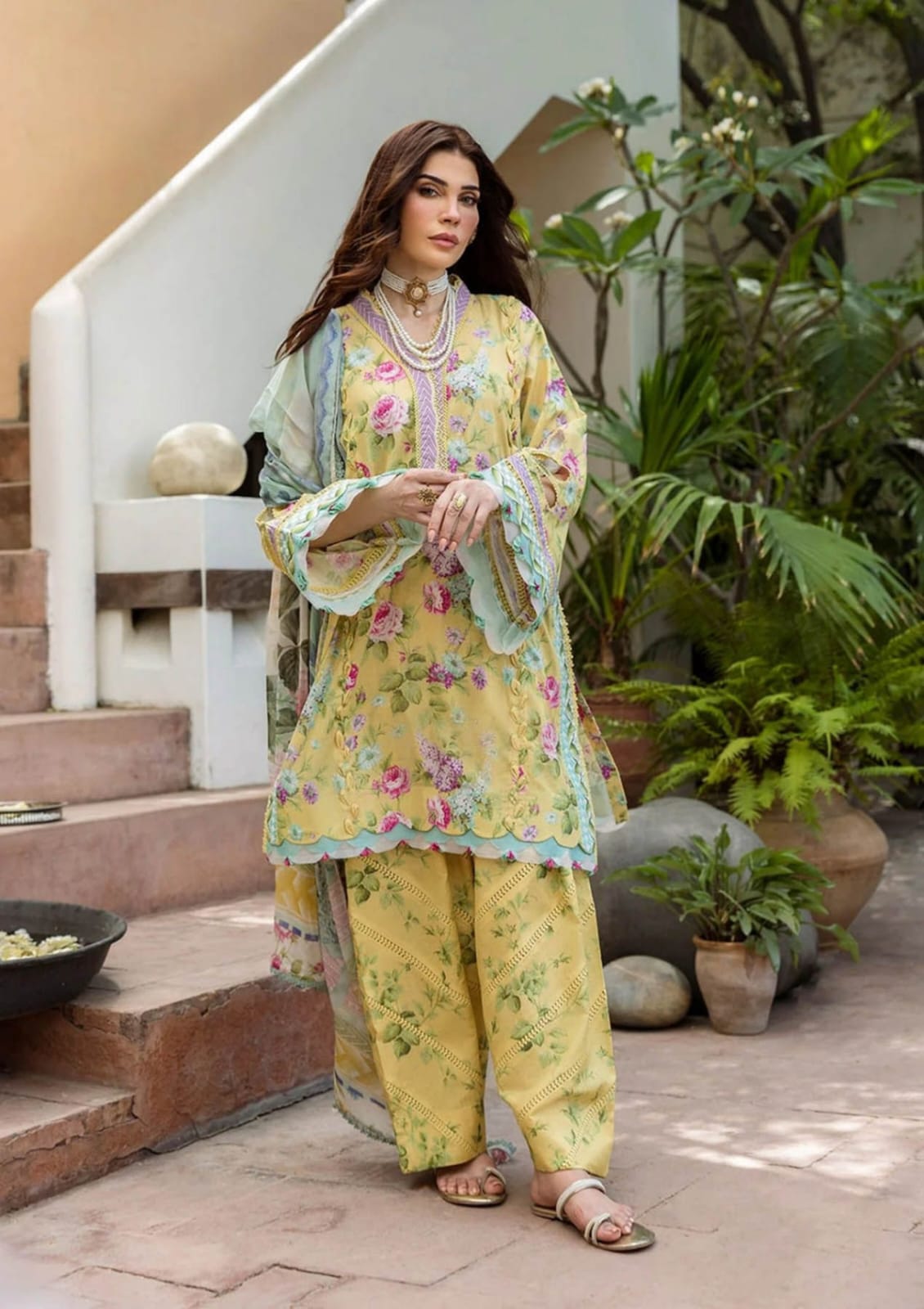 Premium Bana Dora Lawn Suit – Digital Dupatta (Design 04)