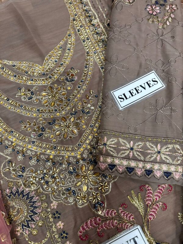 Afsafa Mauve Chiffon Embroidered 3 Piece Suit