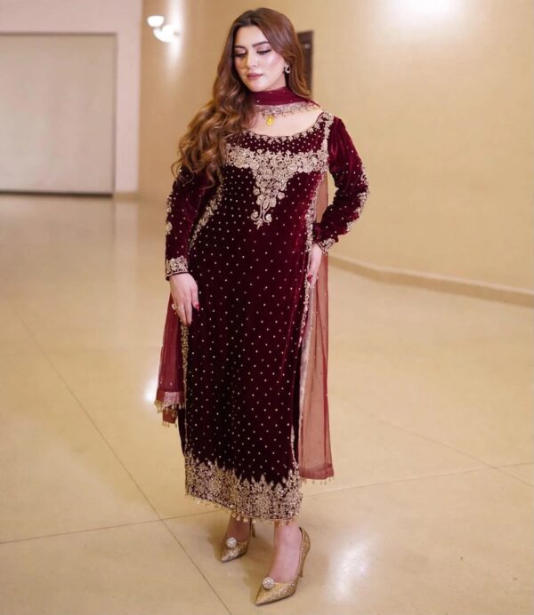 Afsafa Maroon Embroidered Lawn 3 Piece Suit