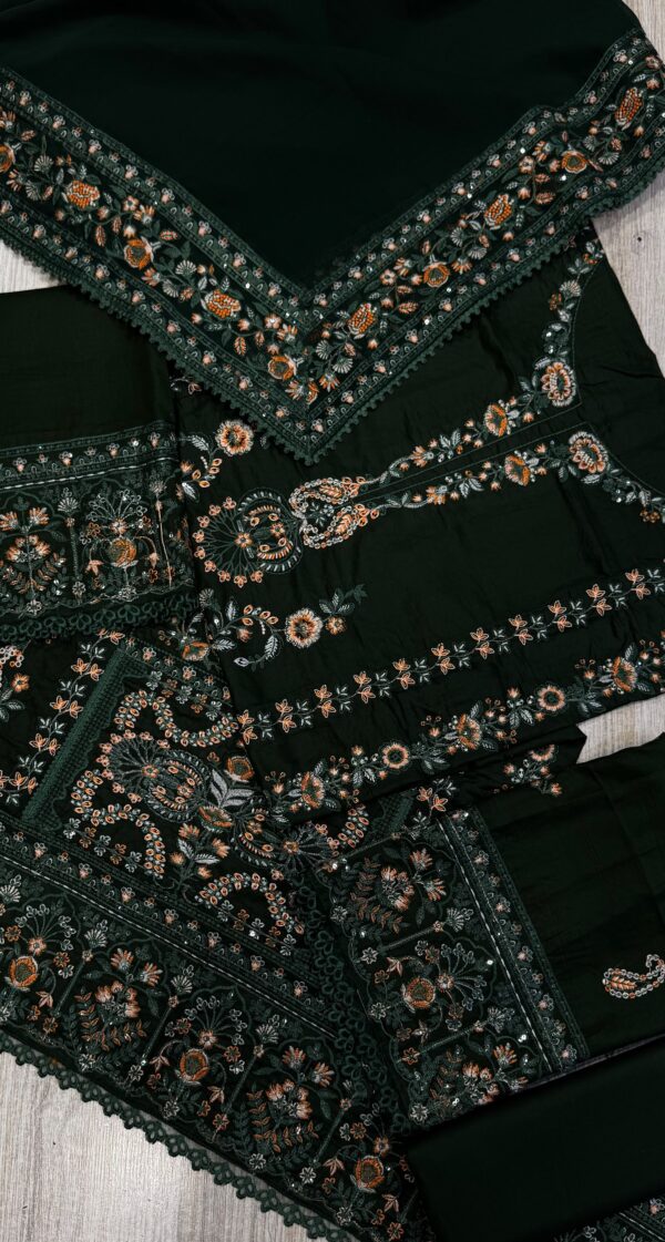 Afsafa Green Embroidered Egyptian Lawn 3 Piece Suit